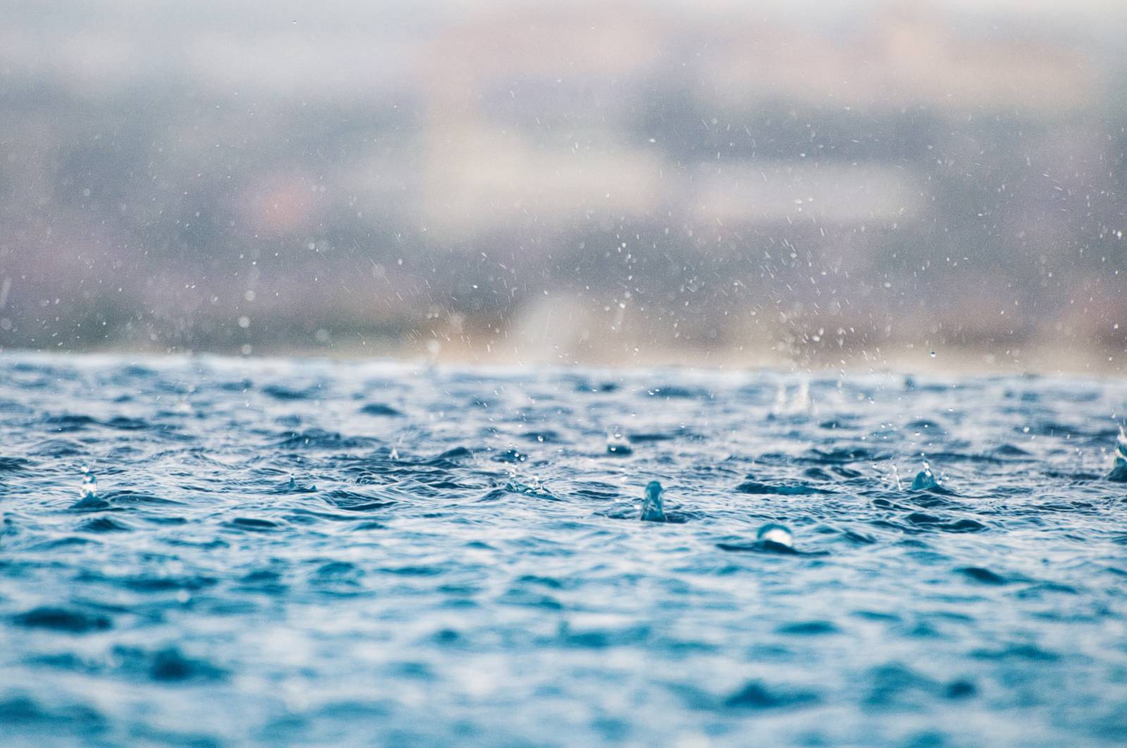 Water Resistance vs Waterproof: A Deep Dive Into Ratings
